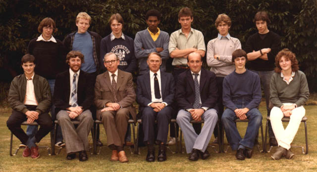 {short description of image}